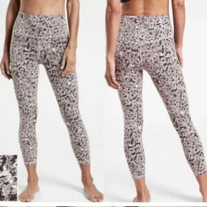 Athleta elation textured 7/8 tight legging sz xxs excellent like new condition​